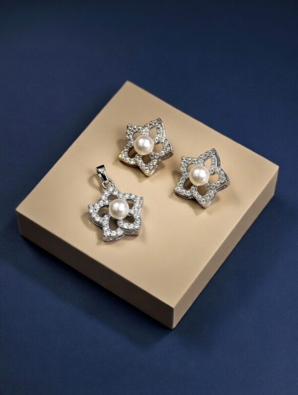 The Floral Radiance Rose-Quartz Floral Halo Pendant & Earring Set