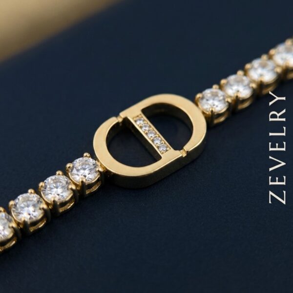 Zevelry Ivy Tennis Bracelet Close up Zevelry-Ivy-Tennis-Bracelet-Close-up