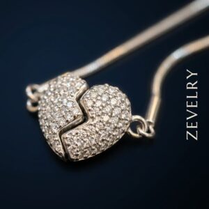 Magnetic Heart Pendant Necklace Stainless Steel Silver Necklace ZEVELRY Close Up Magnetic Heart Pendant Necklace Stainless Steel Silver Necklace ZEVELRY